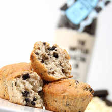 Load image into Gallery viewer, Bottle Baking Cookies &amp; Cream Muffins
